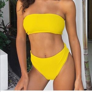 Frankie’s bikinis Jenna top